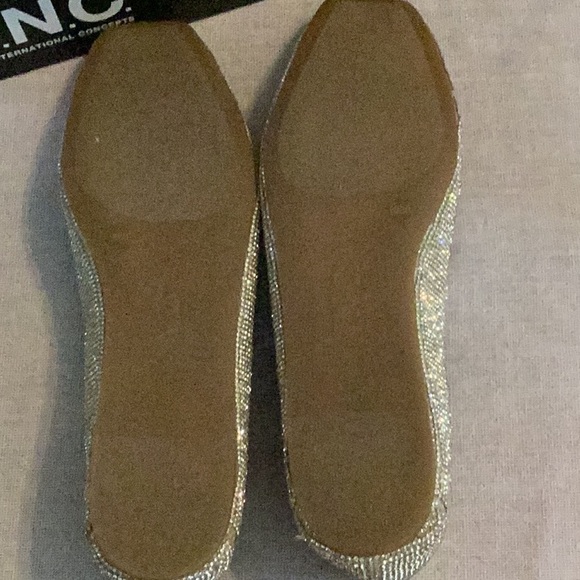 NWT INC FLATS - Picture 7 of 10
